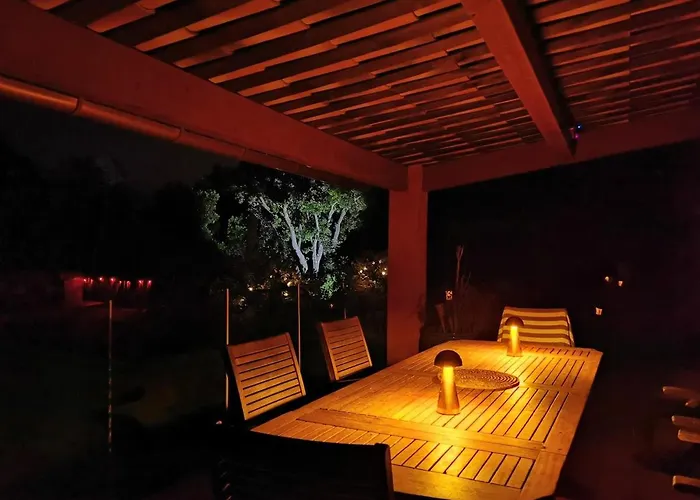 فيلة 140 M2 Avec Piscine, Parc Privatif 5000m2 A Bonifacio-porto Vecchio بونيفَسْيو