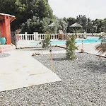 140 M2 Avec Piscine, Parc Privatif 5000m2 A Bonifacio-porto Vecchio فيلة