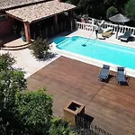 140 M2 Avec Piscine, Parc Privatif 5000m2 A Bonifacio-porto Vecchio فيلة بونيفَسْيو