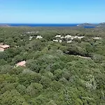 140 M2 Avec Piscine, Parc Privatif 5000m2 A Bonifacio-porto Vecchio * بونيفَسْيو