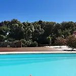 فيلة 140 M2 Avec Piscine, Parc Privatif 5000m2 A Bonifacio-porto Vecchio *
