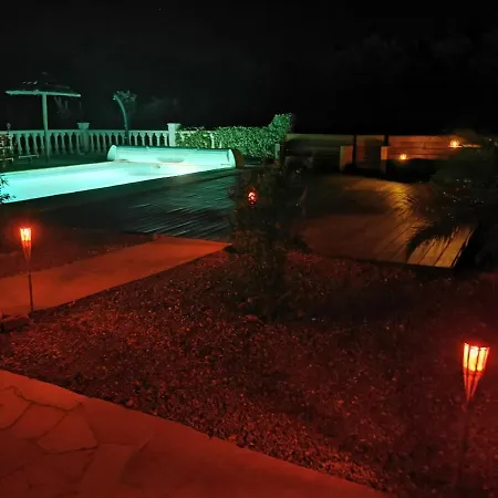 Villa 140 M2 Avec Piscine, Parc Privatif 5000m2 à Bonifacio-porto Vecchio *