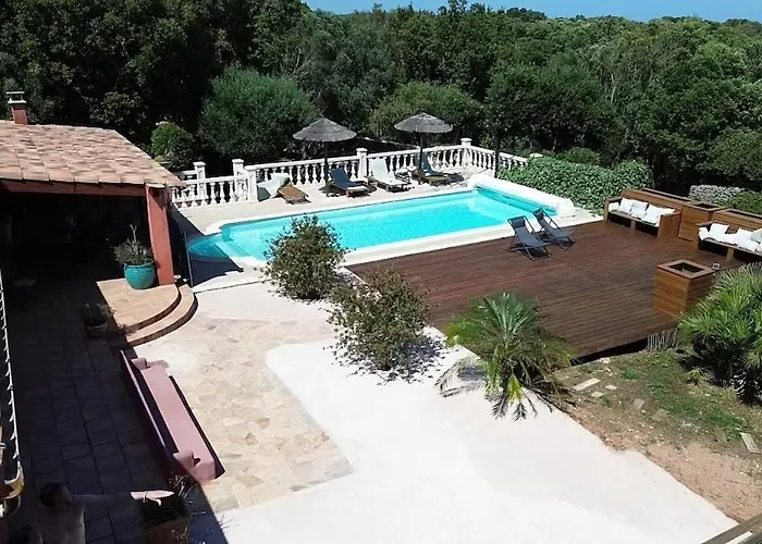 140 M2 Avec Piscine, Parc Privatif 5000m2 A Bonifacio-porto Vecchio Villa Bonifacio (Corsica)